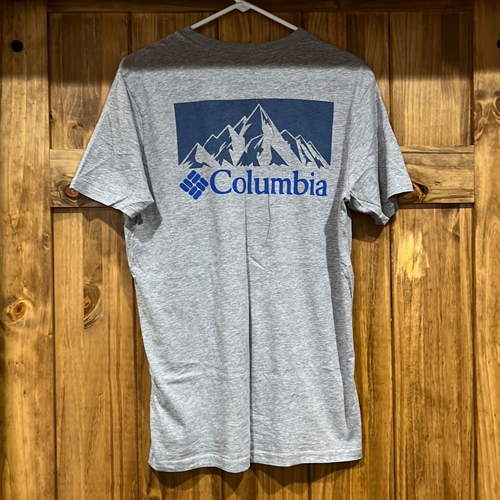Men’s Medium - Columbia Tee